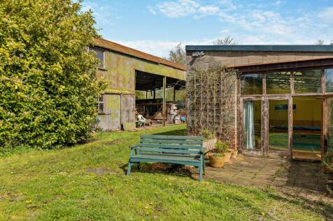 Dutch Barn &amp; Pool Rm