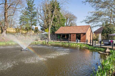 Pond &amp; Fountain