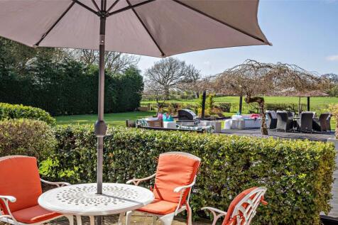 Gardens &amp; Seating