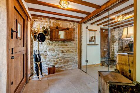 Entrance Porch