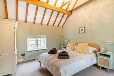 Guest Bedroom 4