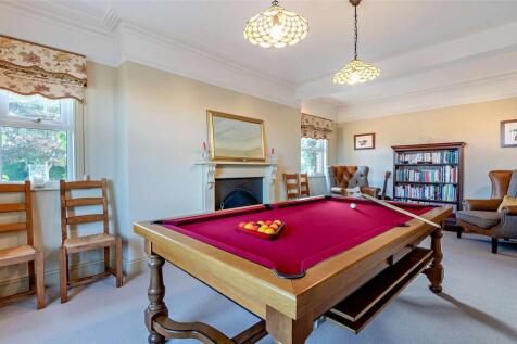 Games/Dining Room