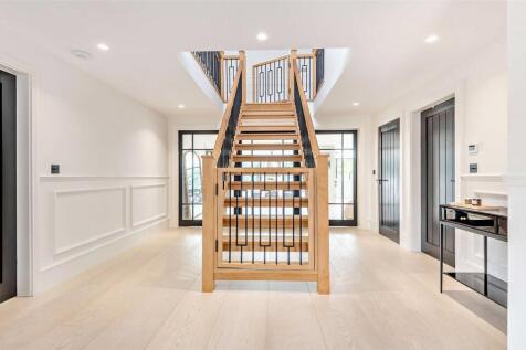 Hallway/Staircase