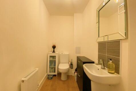 GROUND FLOOR W.C.