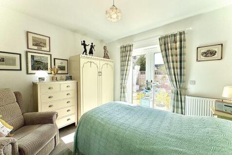 GROUND FLOOR BEDROOM