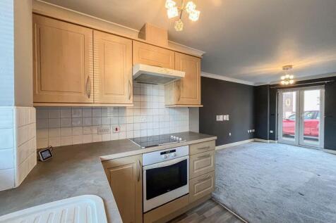 OPEN PLAN KITCHEN/LIVING ROOM