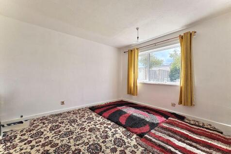 SITTING ROOM/BEDROOM FOUR