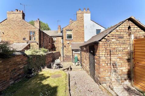 REAR ELEVATION