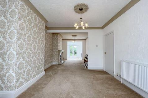 LIVING ROOM/DINER