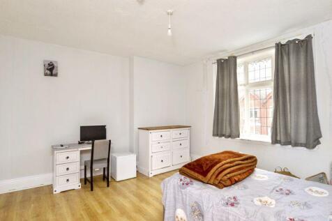 FIRST FLOOR BEDROOM TWO