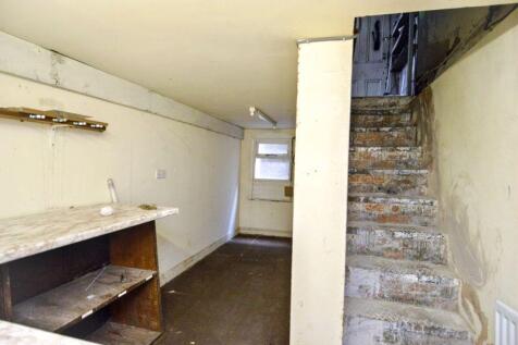 STORAGE ROOM