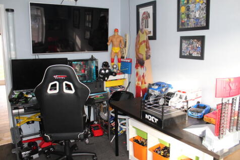 Home Office/Play ...