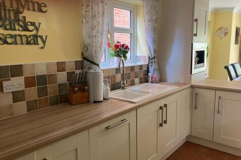 Additional Kitche...