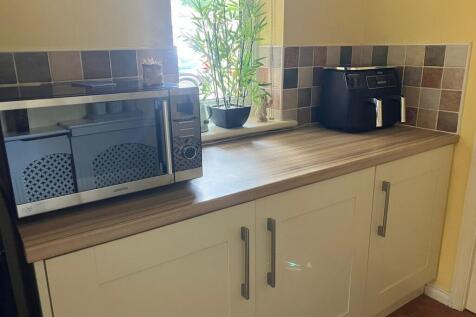 Additional Kitche...
