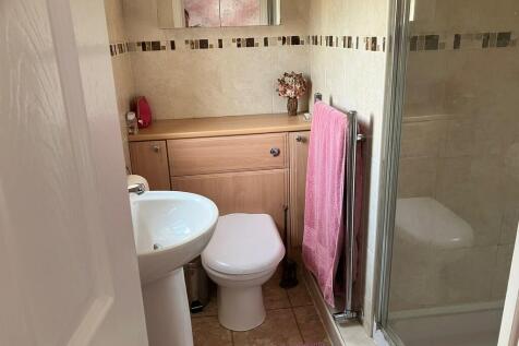 Ensuite Shower Ro...