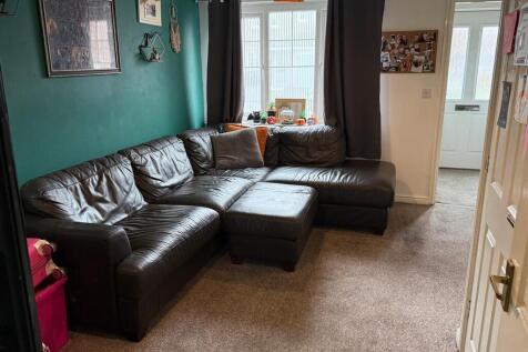 Additional Lounge...