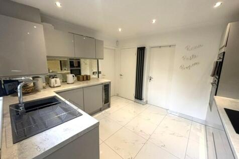 Additional Kitche...