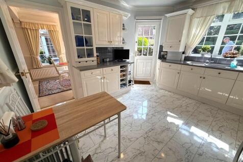 Main Kitchen