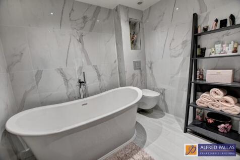 Bathroom2