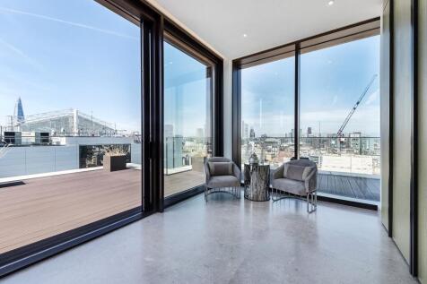 Admiralty House E1w