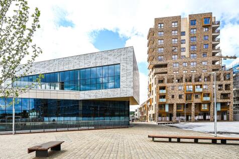 Swift Court
