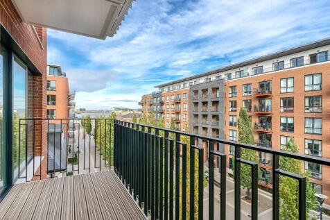 Amphion House Se18