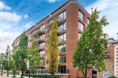 Amphion House Se18