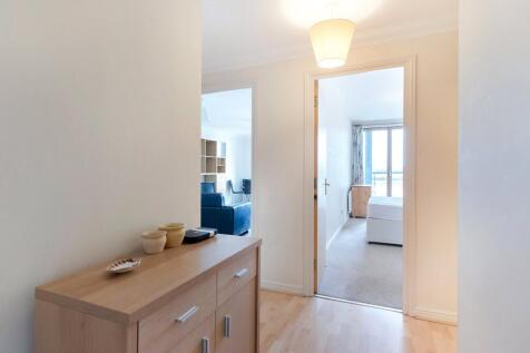 Maritime Quay E14