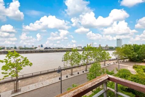 Maritime Quay E14