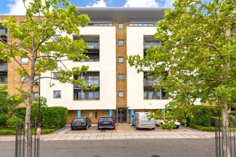 Maritime Quay E14