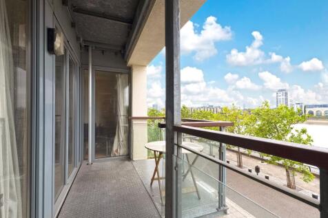 Maritime Quay E14