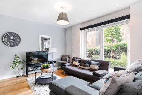 Forge Square E14
