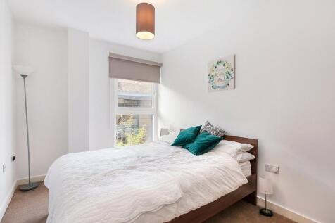 Forge Square E14