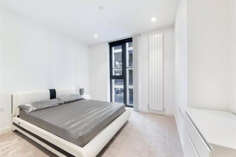 Royal Wharf E16