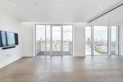 Admiralty House, E1w