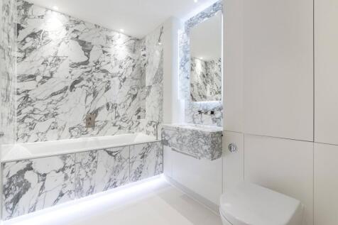 Admiralty House, E1w