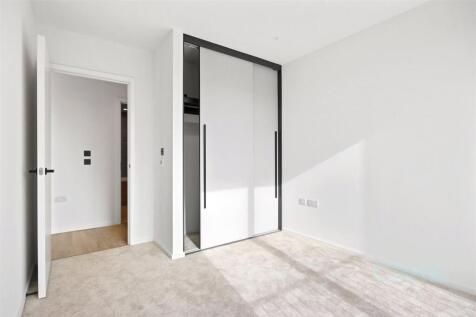 Curlew House
