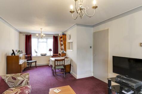 Sitting/Dining Room