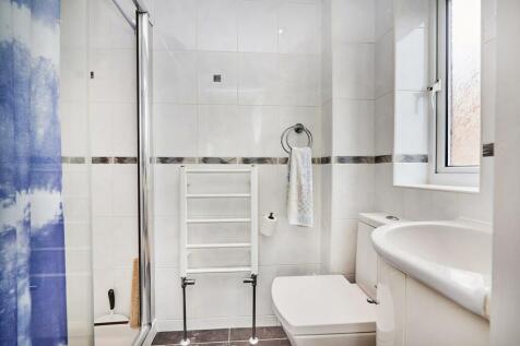 Bedroom 1 with En-Suite Shower Room