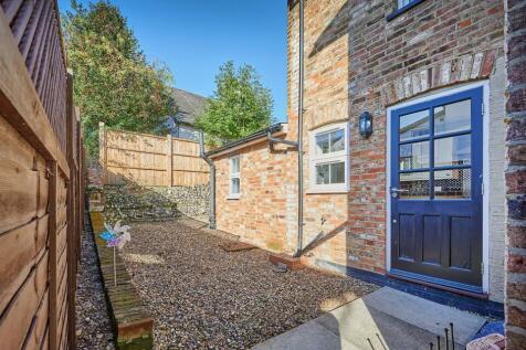 Courtyard Rear Garden