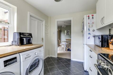 Fitted Kitchen