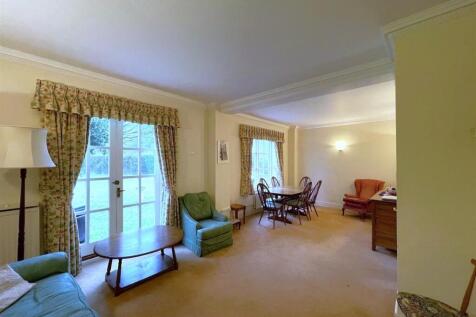 Sitting Dining Room 1.jpg