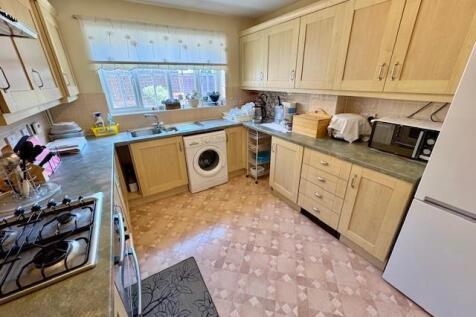 Fitted Kitchen