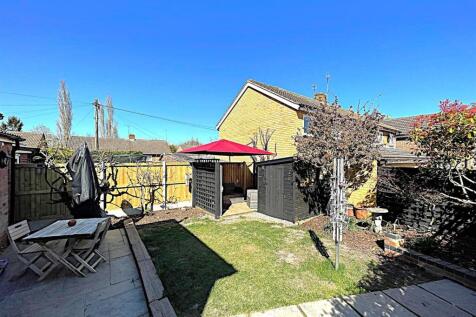 New rear Garden Photo.jpg