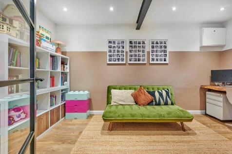 Family Room/Study