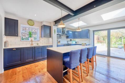Magnificent Open Plan Kitchen/Dining/Family Room