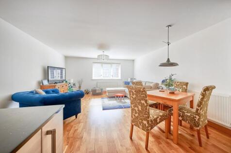 Large open plan Kitchen/Sitting/Dining Room