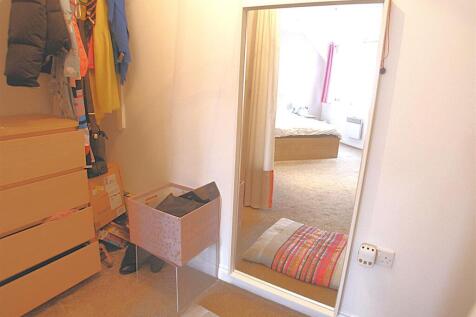 Walk-In Wardrobe