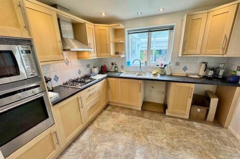 Fitted Kitchen
