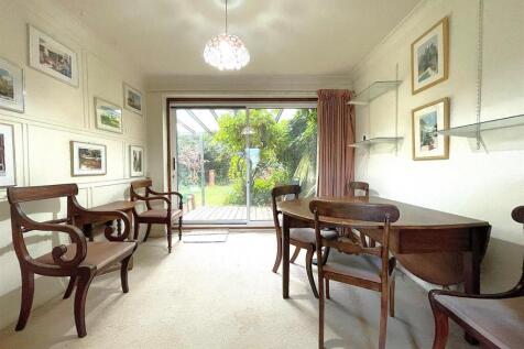 Dining Room.jpg